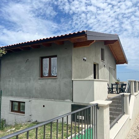Апартаменти La Casa Nel Vigneto Маріна-ді-Сан-Віто Екстер'єр фото