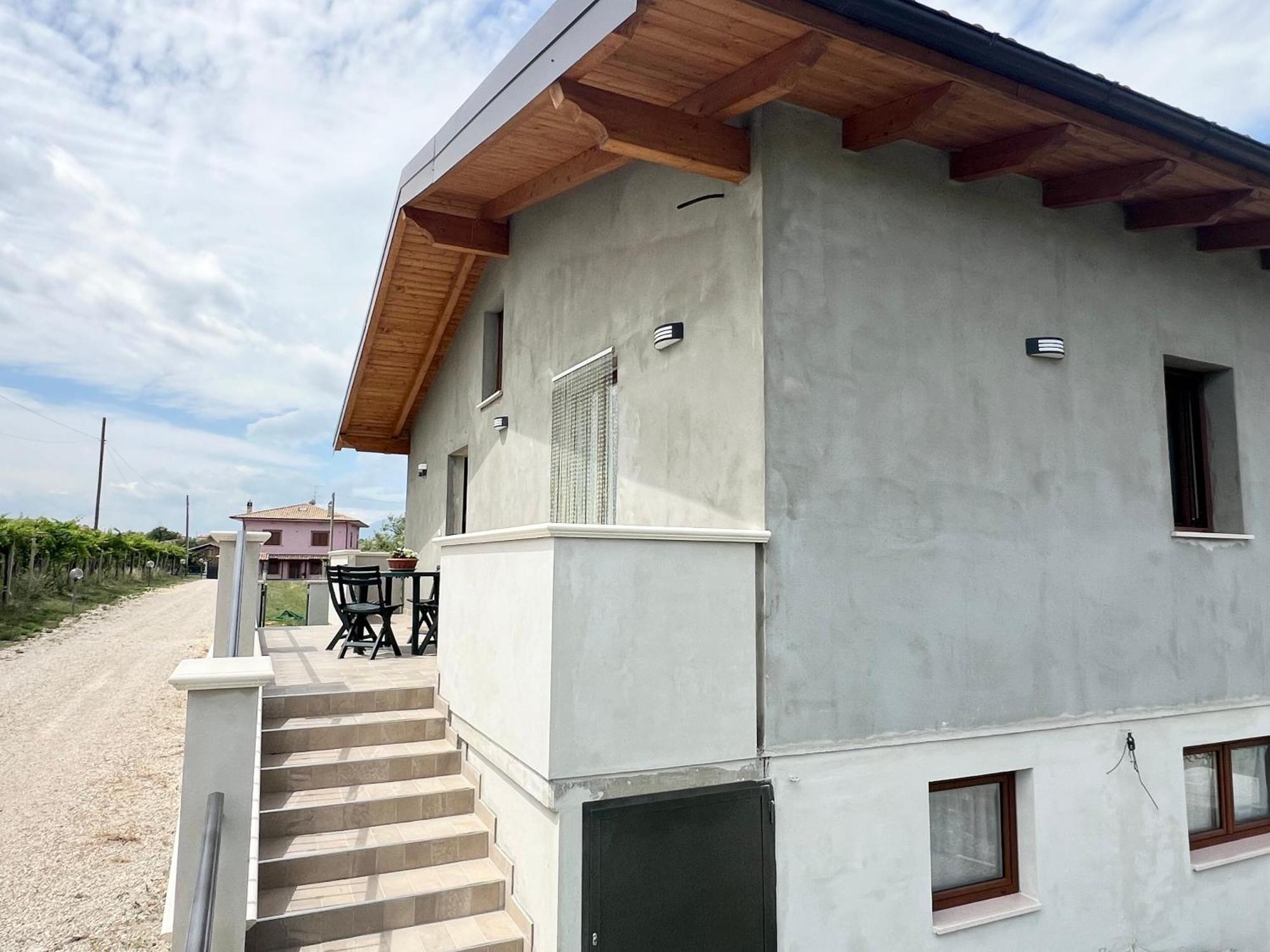 Апартаменти La Casa Nel Vigneto Маріна-ді-Сан-Віто Екстер'єр фото